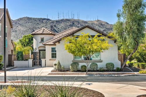 Phoenix Home EV Charger and Pool Access! in South Mountain Village