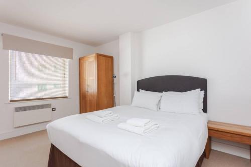 Spacious 2 Bedroom Flat on Bermondsey St - image 10