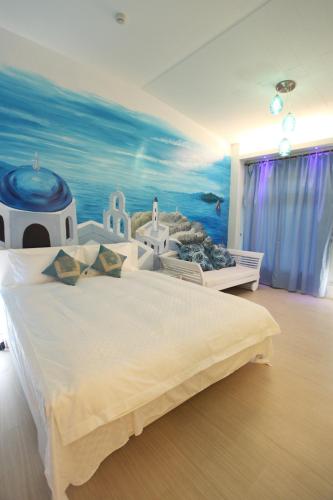 1 king bed, 1 sofa bed