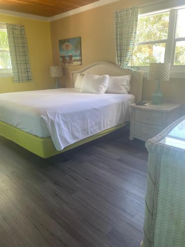 Hideaway Village - image 13