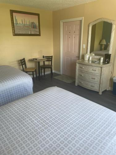 Hideaway Village - image 8