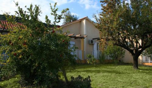  Light House, Pension in Kateliós