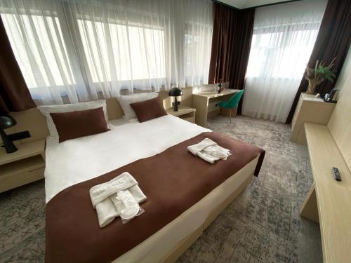 Hotel Boss - image 3