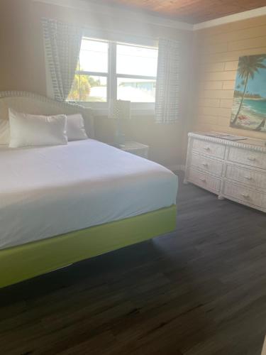 Hideaway Village - image 6
