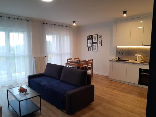. NEW APARTMENT Wołyńska - przestronny, z widokiem, czysto, parking, balkon