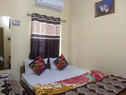 HOTEL ROYALE - Photo 4