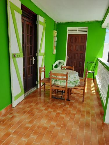 F3 paisible in Capesterre-Belle-Eau