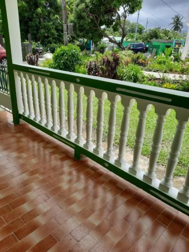 F3 paisible in Capesterre-Belle-Eau