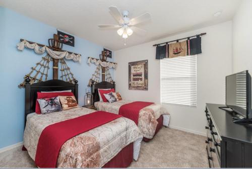Solterra Dream Large Home with Private Pool Steps From Disney World