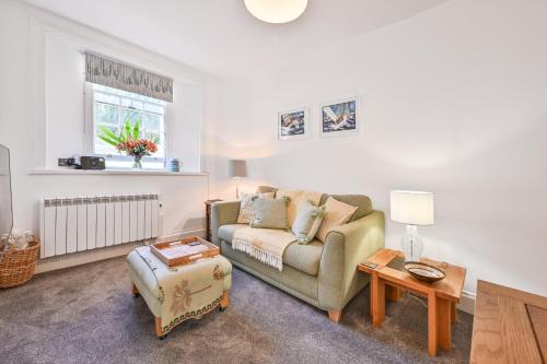 . Tramontane Apartment at Hesketh Crescent