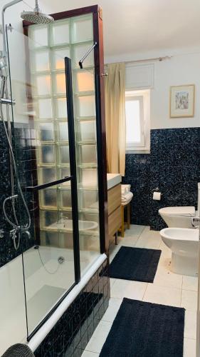  Beautiful Private Room next to Lisbon - NEW in Paço de Arcos