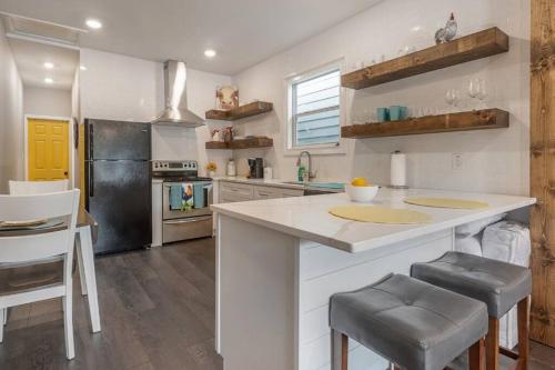 Franks Farmhouse Shotgun style apt in Ybor City in Tampa, USA