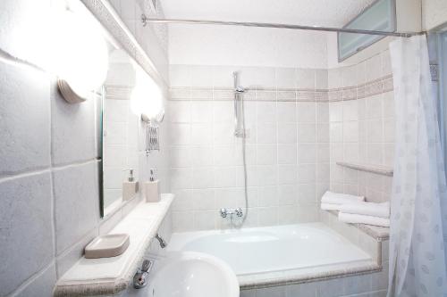 Mona Lisa Apartments - Kazimierz District, Kraków (photo 3)