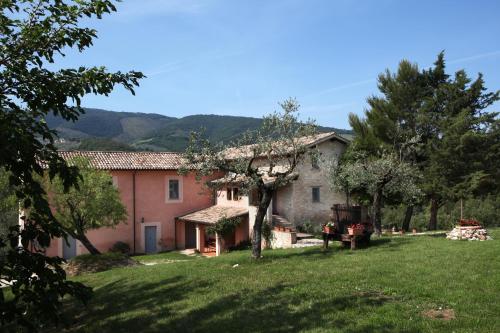  Tenuta San Felice, Pension in Giano dellʼUmbria bei Massa Martana