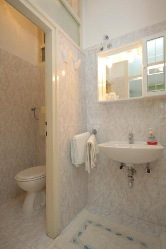 Double Room Medveja 7775a - image 7