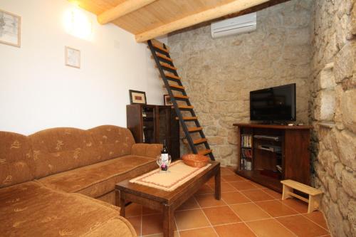 Family friendly house with a swimming pool Mihanici Dubrovnik - 9029 - image 8