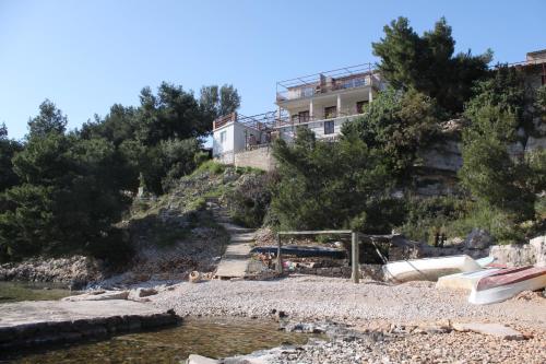 Apartments by the sea Basina, Hvar - 8749