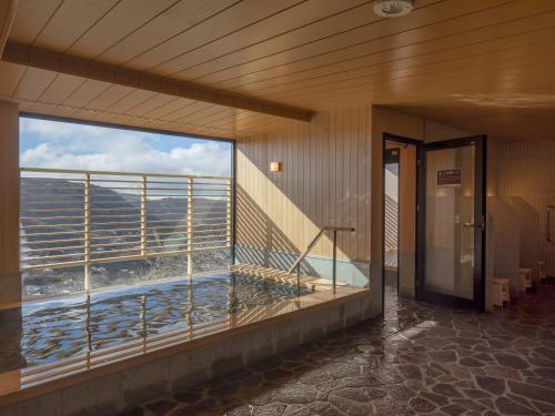 Hot spring bath, Hotel Shiki no Yakata Hakone Ashinoko in Lake Ashi