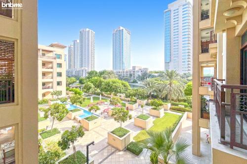 bnbmehomes - Túria Tower A, Dubai