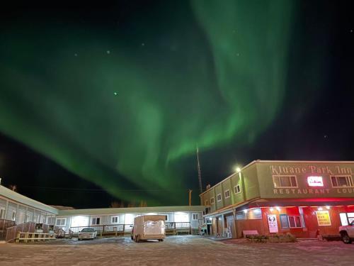 Kluane Park Inn