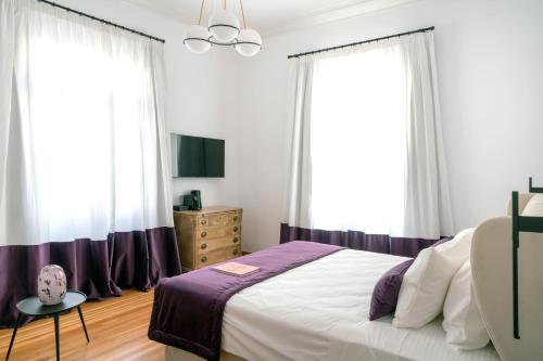 Athens Flair Room Type - Suite with Balcony