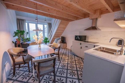 't Pekelhuis - Vakantiehuisje op boerderij Huize Blokland in Hem