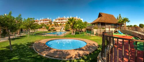 Ona Hacienda del Álamo Golf Apartments