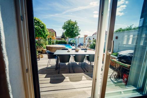 Alte Schmiede mit Sauna, Pool und Whirpool im Außenbereich schönstes Ferienhaus der Lausitz