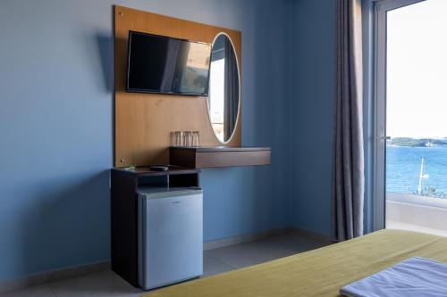 Hotel De Luna - image 11