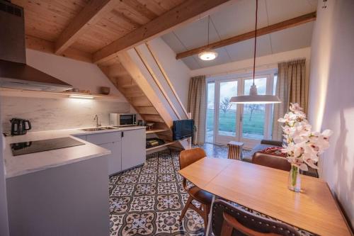 't Winkeltje - Vakantiehuisje op boerderij Huize Blokland in Hem