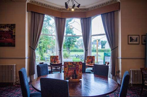 Highfield Hotel By Greene King Inn in Middlesbrough