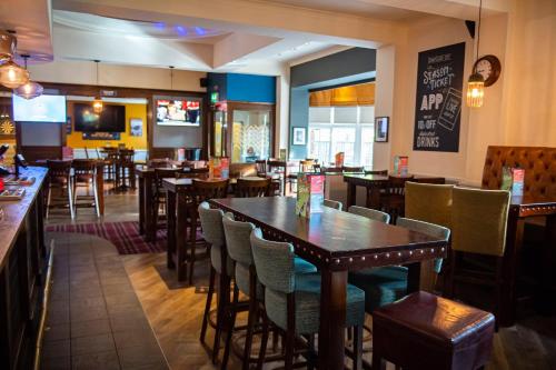 Highfield Hotel - image 9