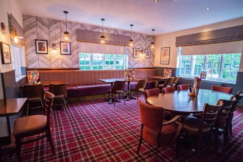 Highfield Hotel - image 2