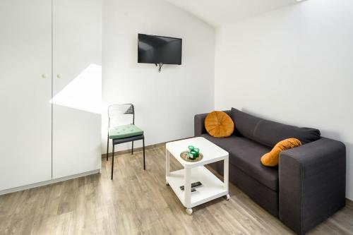 Modern apartment in the very central location 18 5
