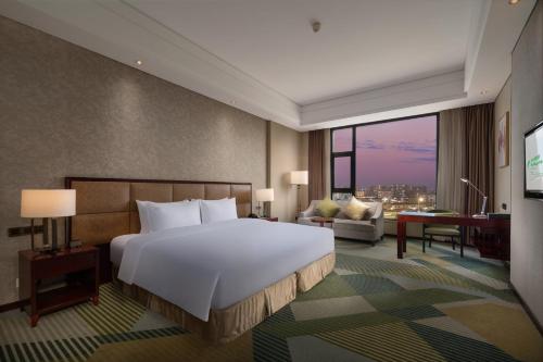 Holiday Inn Foshan Nanhai Central, an IHG Hotel