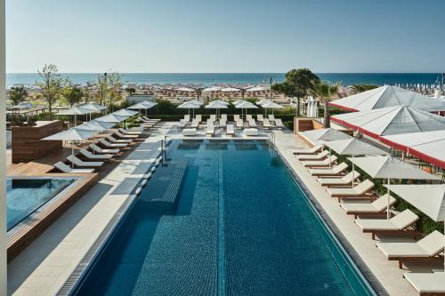 Falkensteiner Residences Jesolo - 수영장