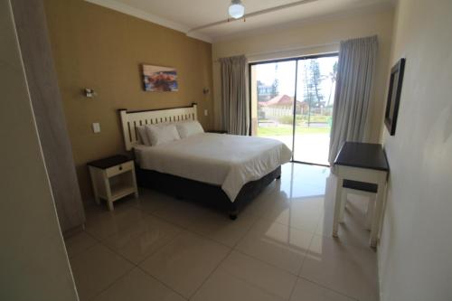 Saints View Resort Unit 3 in Uvongo Beach