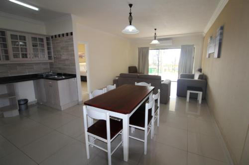 Kitchen, Saints View Resort Unit 3 in Uvongo Beach