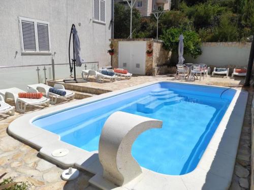 Apartments Sollis - image 8