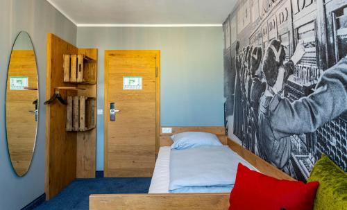 Park Hotel - image 9