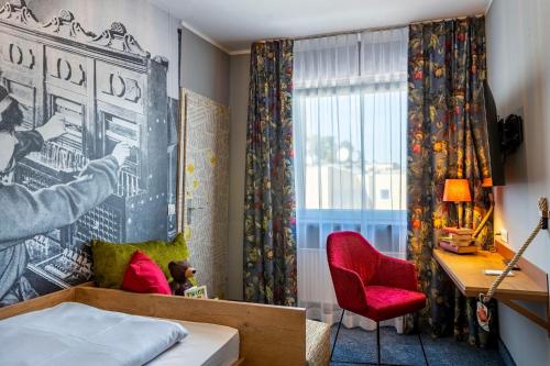 Park Hotel - image 4