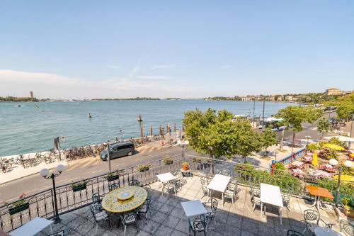 Pemandangan, Hotel Panorama in Lido