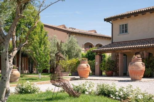 Guadalupe Tuscany Resort - 숙소 외관