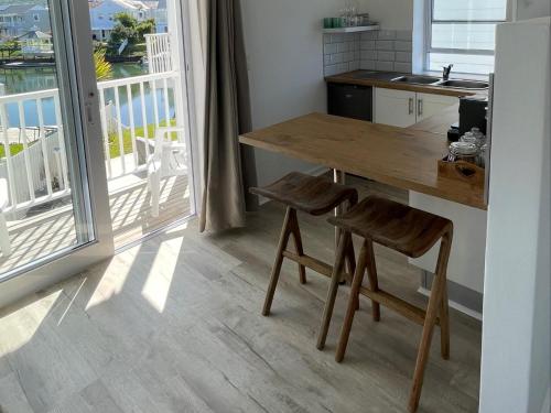 Konyha, Thesen View - exquisite views with bikes & canoe in Thesens Sziget