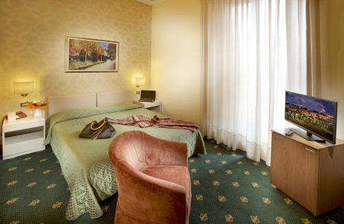 Grand Hotel Plaza & Locanda Maggiore - image 11