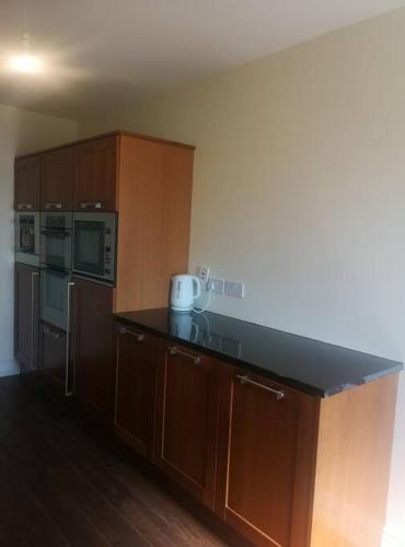 Spacious and warm 2 bedroom apartment sleeps up to 5 in Athy