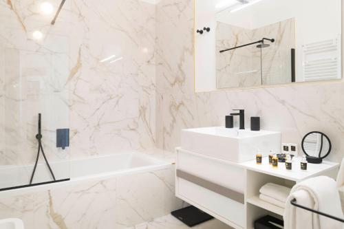 Heart Milan Apartments Duomo Missori - image 12