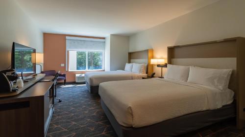 Holiday Inn & Suites Atlanta Perimeter Dunwoody, an IHG Hotel