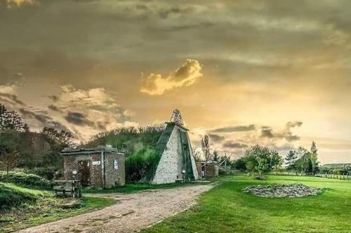 La Poudrière : lieu insolite, havre de paix gîte à louer Raspaille