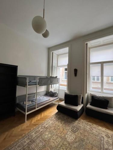 Love Peace & Easy Living Apartment - image 4